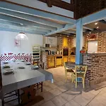 Charentais Avec Piscine Chauffée, Jardin, Equip. Bébé Et Recharge électrique - Proche Périgord - Fr-1-653-7 Charras