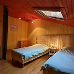 Holiday home Charentais Avec Piscine Chauffee, Jardin, Equip. Bebe Et Recharge Electrique - Proche Perigord - Fr-1-653-7