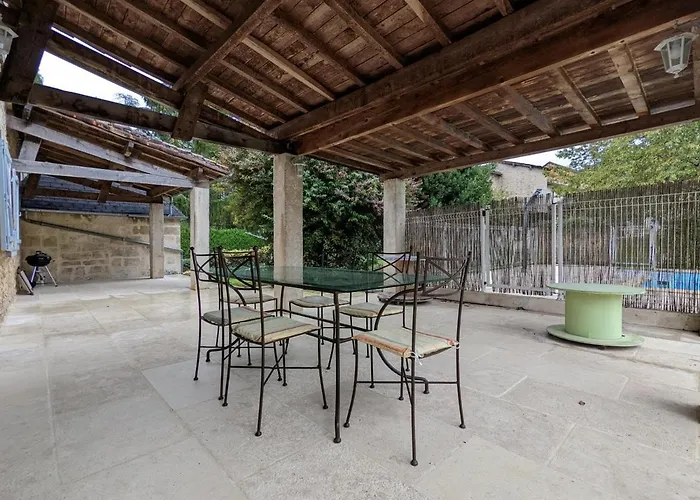 Charentais Avec Piscine Chauffee, Jardin, Equip. Bebe Et Recharge Electrique - Proche Perigord - Fr-1-653-7 Vakantiehuis