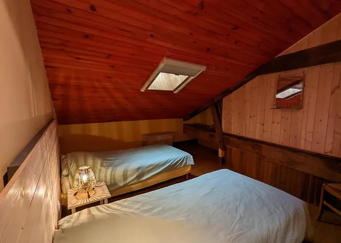 Charentais Avec Piscine Chauffee, Jardin, Equip. Bebe Et Recharge Electrique - Proche Perigord - Fr-1-653-7