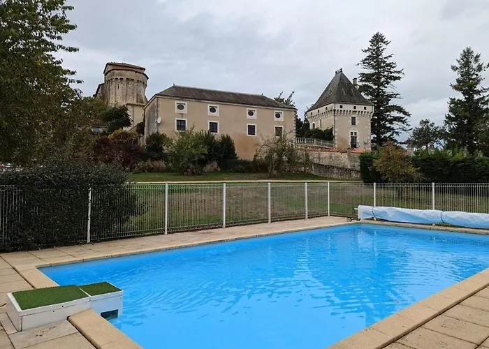 Charentais Avec Piscine Chauffee, Jardin, Equip. Bebe Et Recharge Electrique - Proche Perigord - Fr-1-653-7 Vakantiehuis Charras
