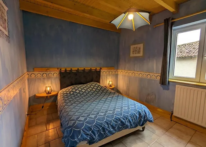 Charentais Avec Piscine Chauffee, Jardin, Equip. Bebe Et Recharge Electrique - Proche Perigord - Fr-1-653-7 *