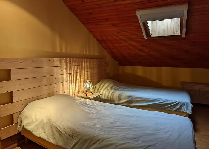 Vakantiehuis Charentais Avec Piscine Chauffee, Jardin, Equip. Bebe Et Recharge Electrique - Proche Perigord - Fr-1-653-7 *